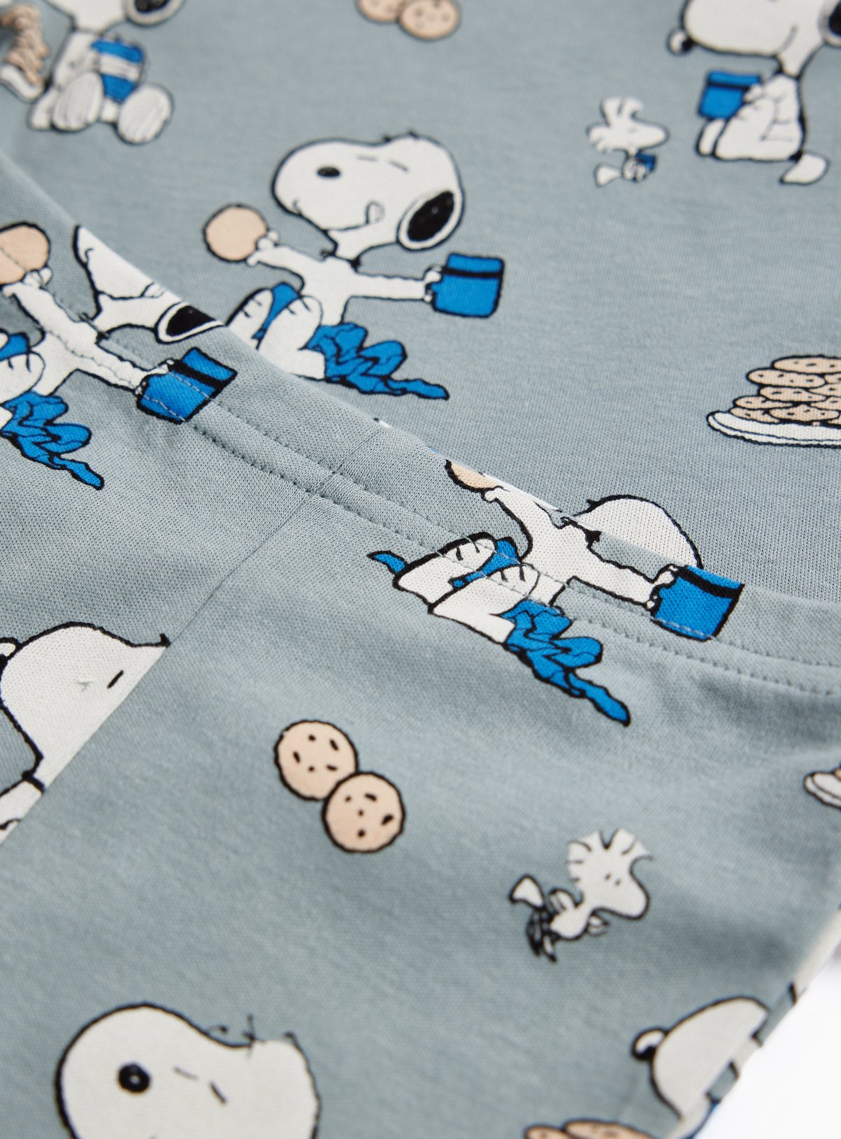 Snoopy Repeat Print Pyjamas Up to 3 mths - Image 2 thumbnail